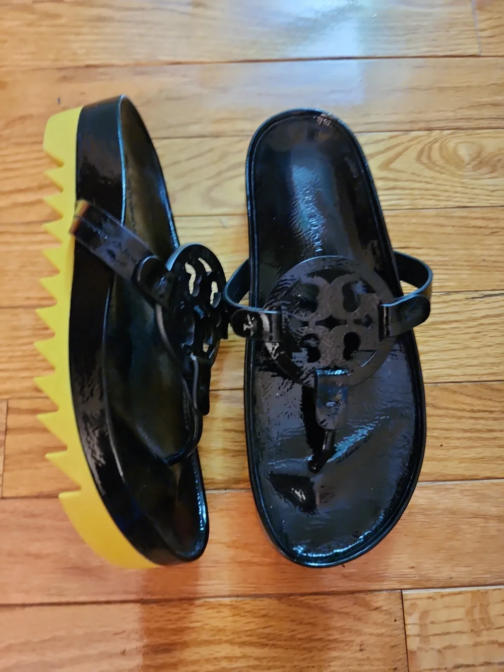 Tory Burch Miller Cloud Yellow Lug Sole Black Patent Leather Flip Flop Sandal